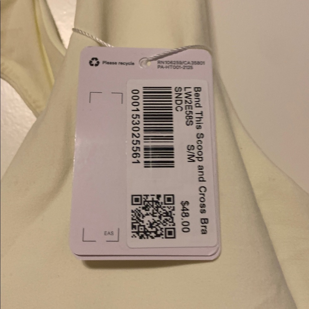 Lululemon Athletica Bend This Yellow Sports Bra
Sz S/M, NWT - Picture 4 of 6